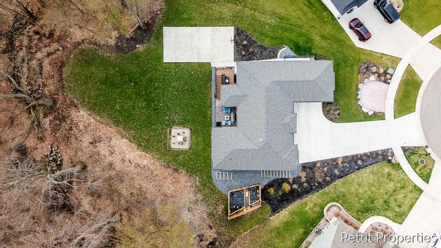 1835 Gloryfield Drive, Byron Center, MI 49315