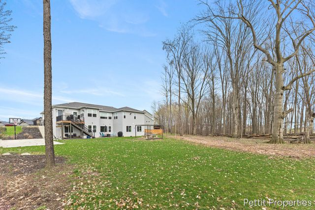 1835 Gloryfield Drive, Byron Center, MI 49315
