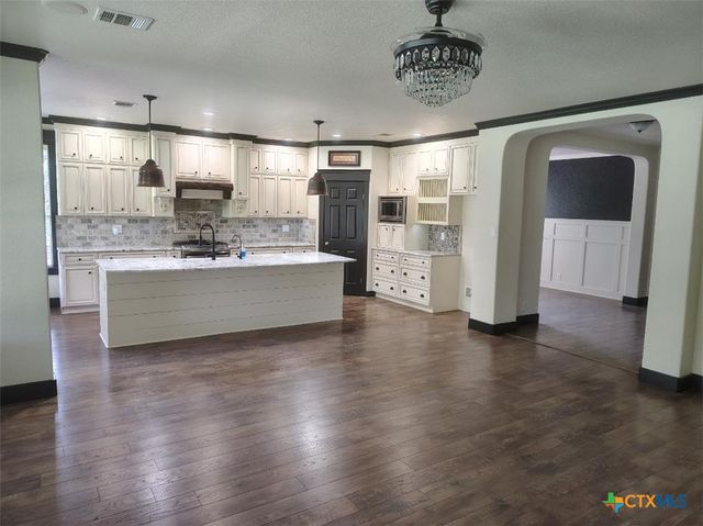 3299 Espada, New Braunfels, TX 78132