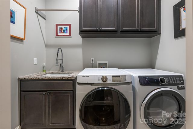 64 Water Hill Way, Fletcher, NC 28732