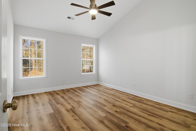 119 Woodford Road NE, Leland, NC 28451