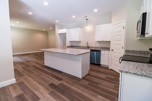 1407 Mountain View Road, Benton, TN 37307