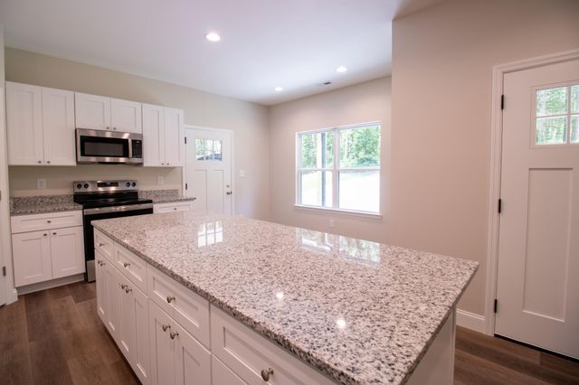 1407 Mountain View Road, Benton, TN 37307