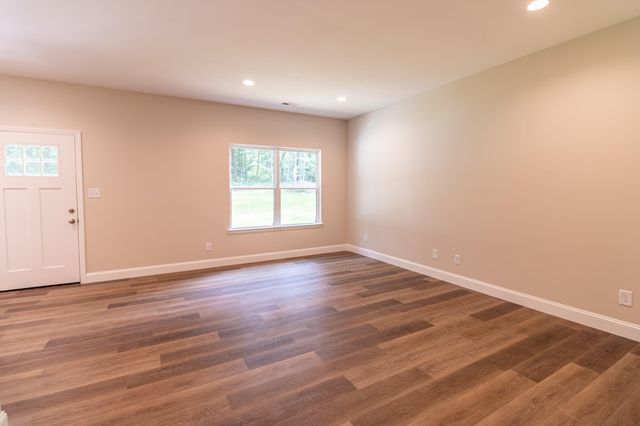 1407 Mountain View Road, Benton, TN 37307