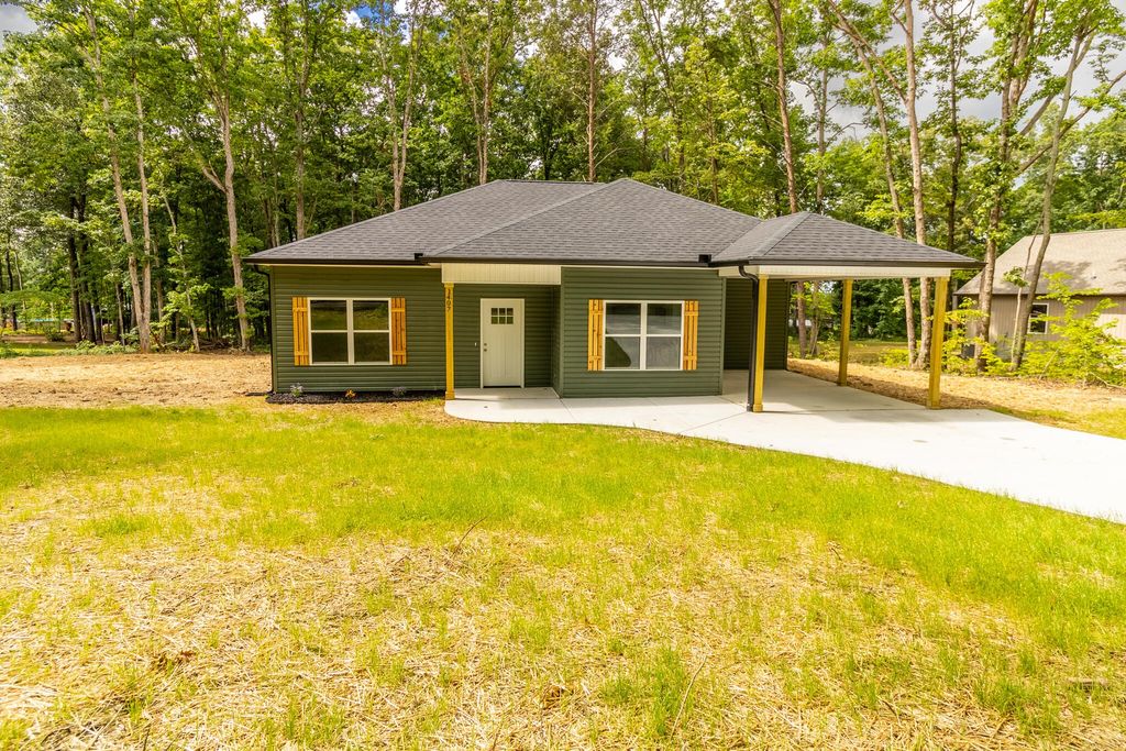 1407 Mountain View Road, Benton, TN 37307
