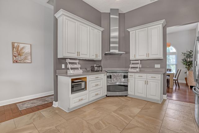12925 Saint Davids Court, Wellington, FL 33414