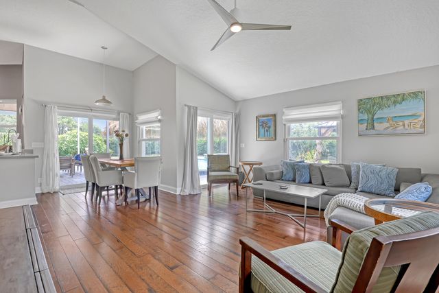 12925 Saint Davids Court, Wellington, FL 33414