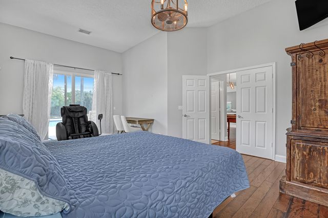 12925 Saint Davids Court, Wellington, FL 33414