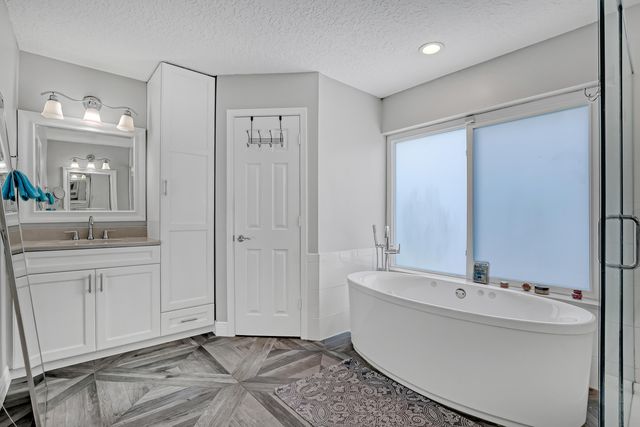 12925 Saint Davids Court, Wellington, FL 33414