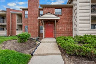 2060 N Rand Road 101, Palatine, IL 60074