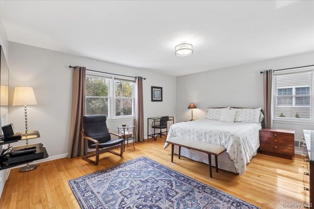 12 Collyer Place, White Plains, NY 10605