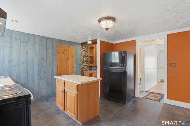 46 Pleasant Street, Torrington, CT 06790