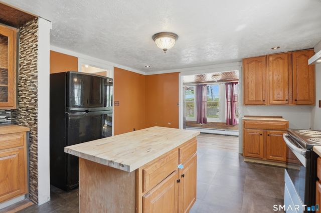 46 Pleasant Street, Torrington, CT 06790