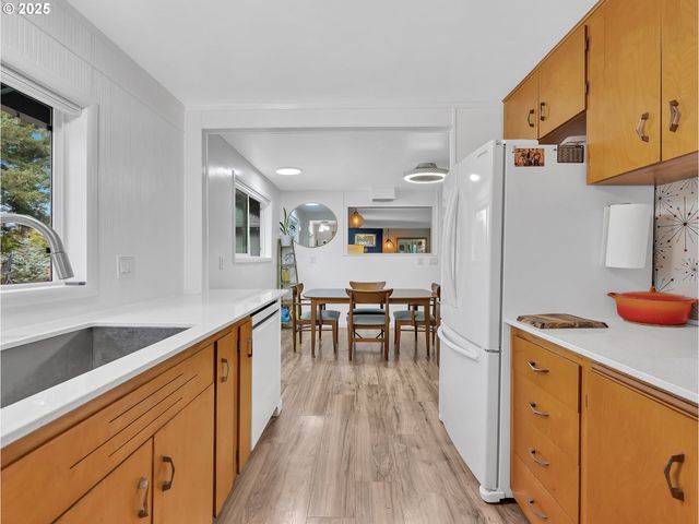 31738 Se HINMAN Ave, Estacada, OR 97023