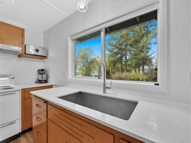 31738 Se HINMAN Ave, Estacada, OR 97023