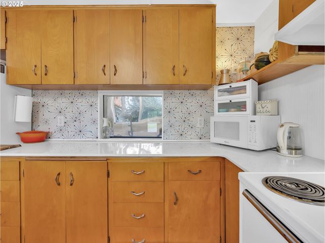 31738 Se HINMAN Ave, Estacada, OR 97023