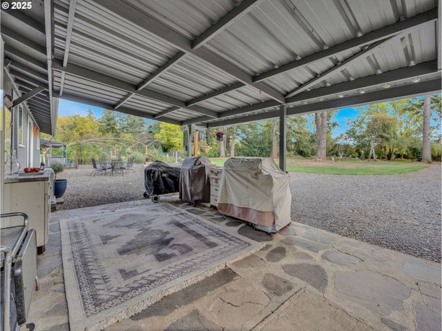 31738 Se HINMAN Ave, Estacada, OR 97023