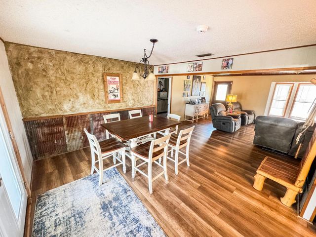 724 W Highway 11, Daingerfield, TX 75638