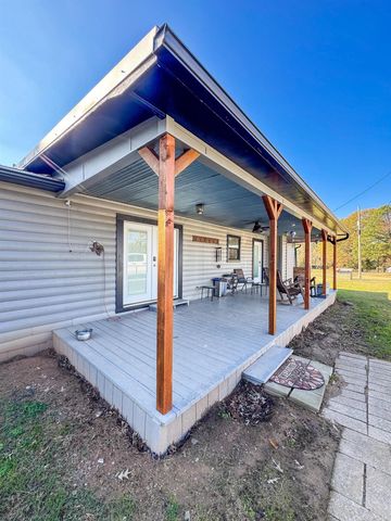 724 W Highway 11, Daingerfield, TX 75638