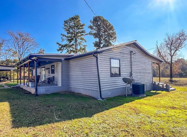 724 W Highway 11, Daingerfield, TX 75638