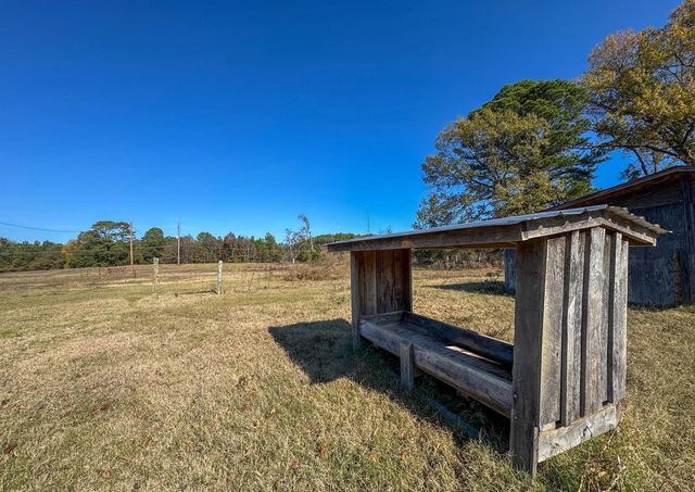 724 W Highway 11, Daingerfield, TX 75638