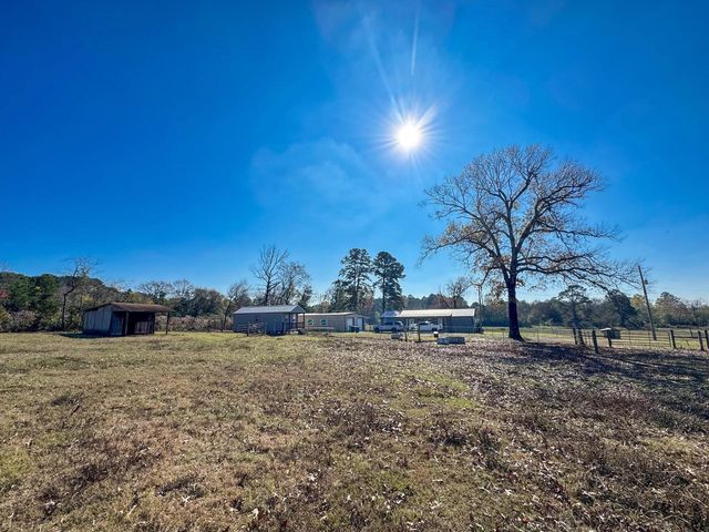 724 W Highway 11, Daingerfield, TX 75638