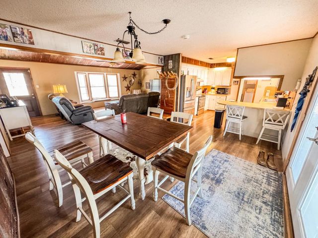 724 W Highway 11, Daingerfield, TX 75638