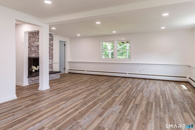 105 Ursini Drive, Hamden, CT 06514