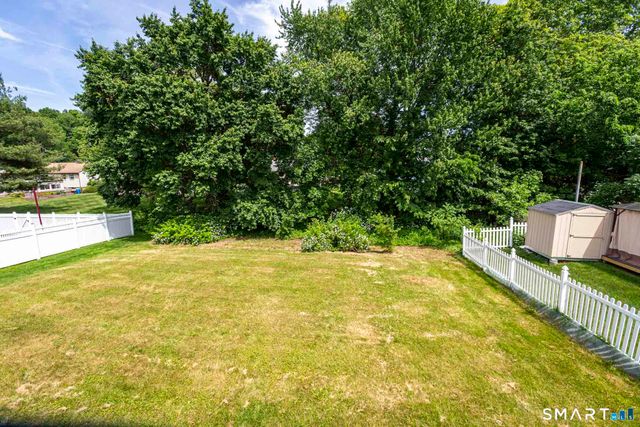 105 Ursini Drive, Hamden, CT 06514