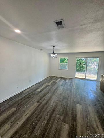 7230 GLEN HVN, San Antonio, TX 78239