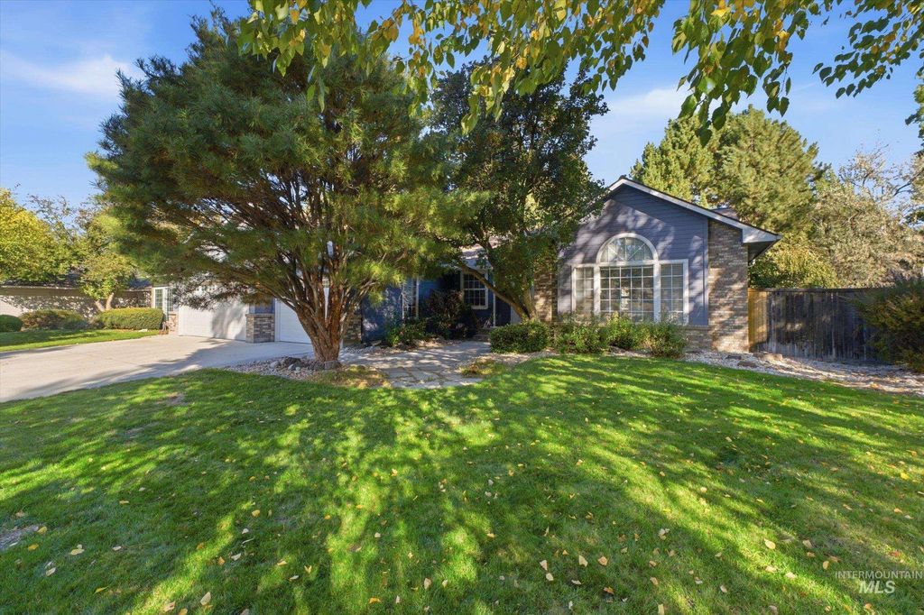 1624 E Seaport Ct, Boise, ID 83706 photo 3