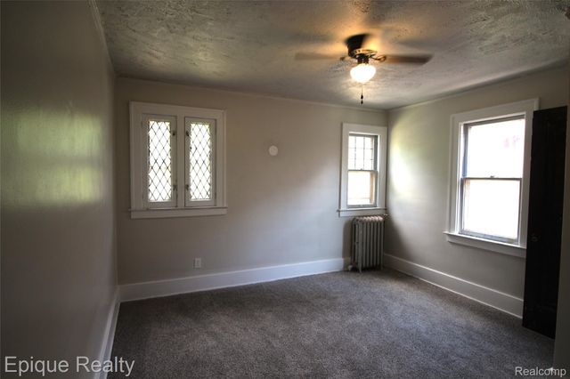 4277 Fullerton Street, Detroit, MI 48238