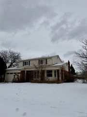 18523 Elm Court, Macomb, MI 48044