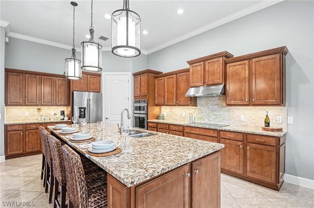 14012 Fenwood CT, Estero, FL 33928