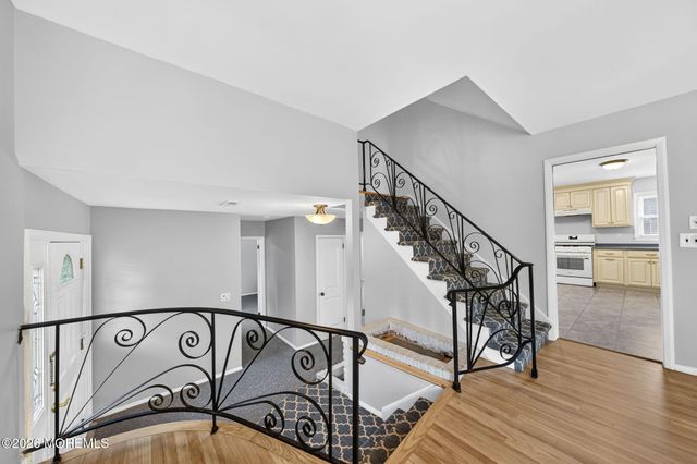 30 Coronet Avenue, Lincroft, NJ 07738