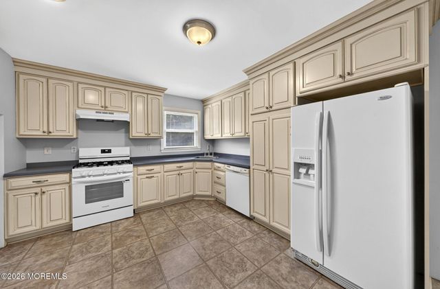 30 Coronet Avenue, Lincroft, NJ 07738