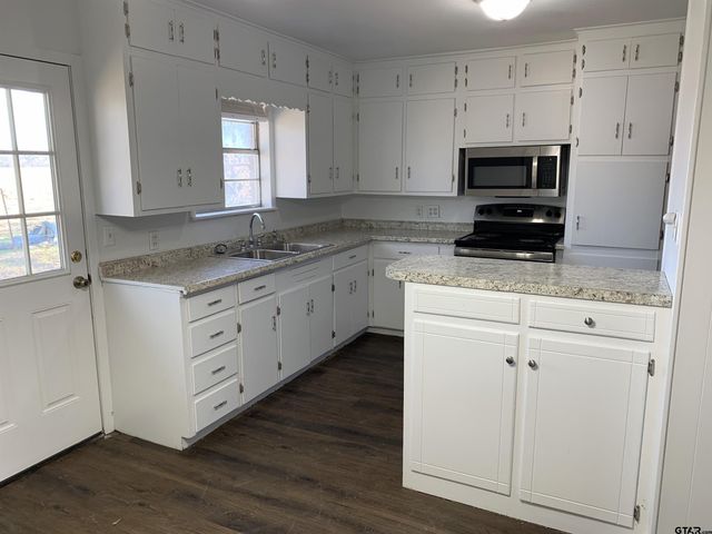 10142 FM 773, Murchison, TX 75778