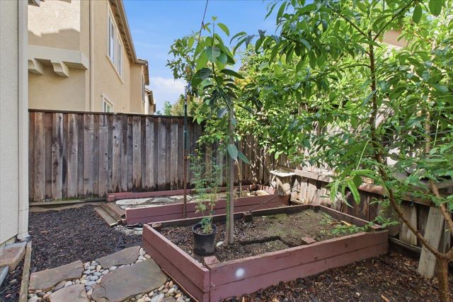 3019 Sweet Lilac Way, Stockton, CA 95209