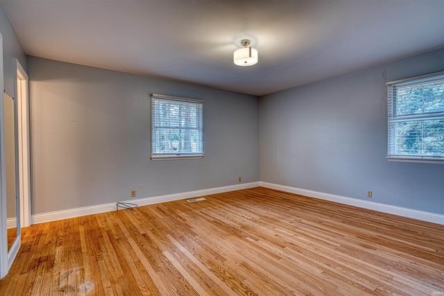 5244 Tarrytown Road, Newburgh, IN 47630