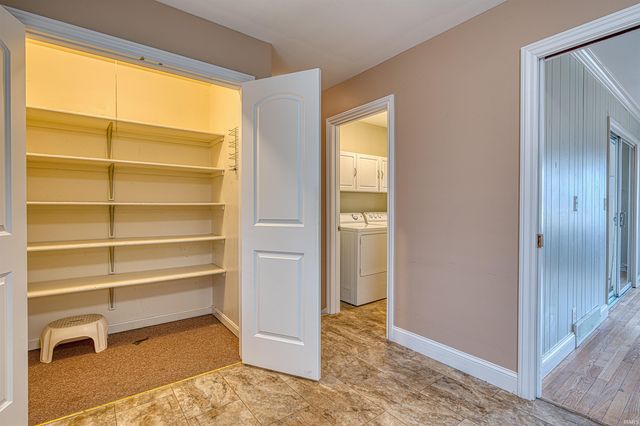 5244 Tarrytown Road, Newburgh, IN 47630