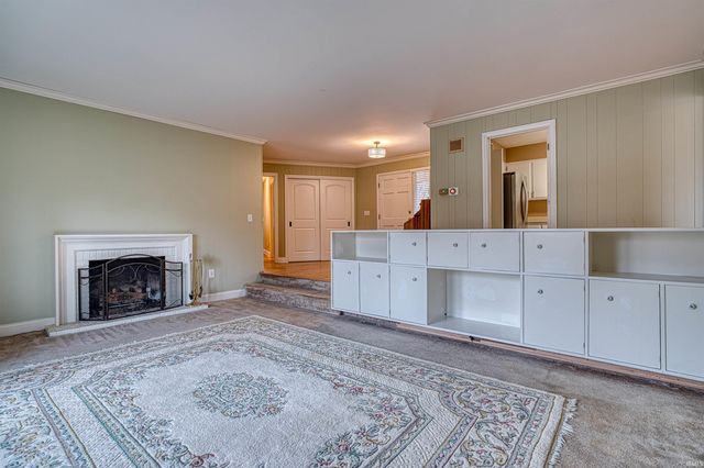 5244 Tarrytown Road, Newburgh, IN 47630