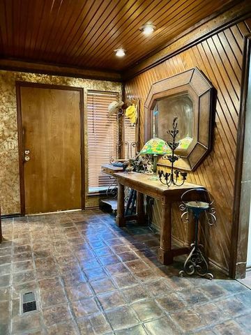 4 SW 66th Street, Oklahoma City, OK 73139