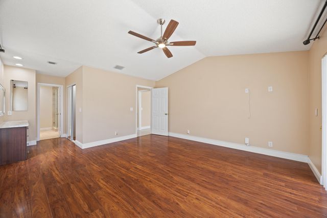 4720 NW 7th Street, Deerfield Beach, FL 33442