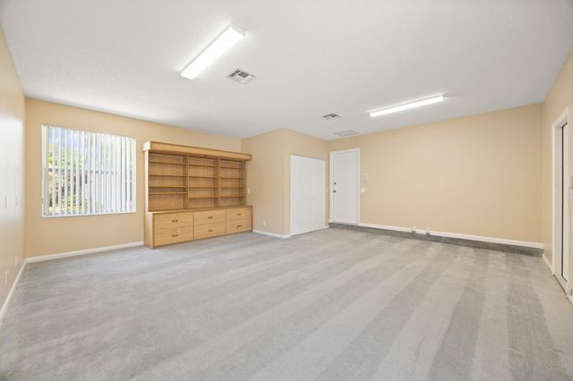 4720 NW 7th Street, Deerfield Beach, FL 33442