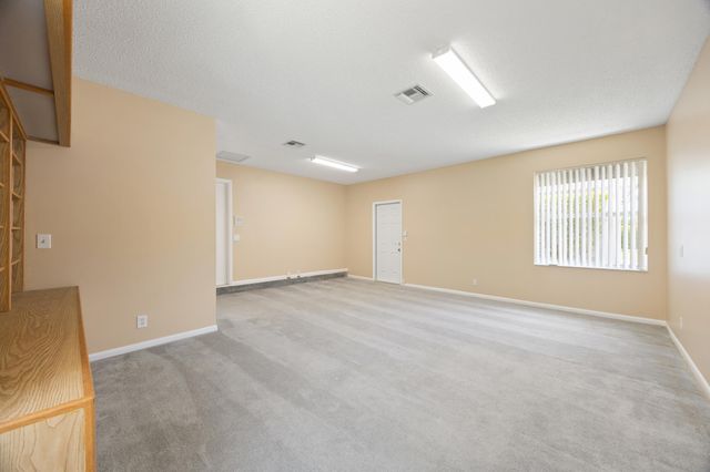 4720 NW 7th Street, Deerfield Beach, FL 33442