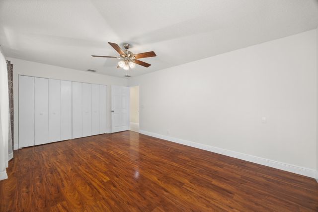 4720 NW 7th Street, Deerfield Beach, FL 33442