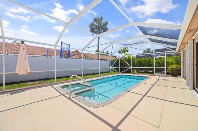 4720 NW 7th Street, Deerfield Beach, FL 33442