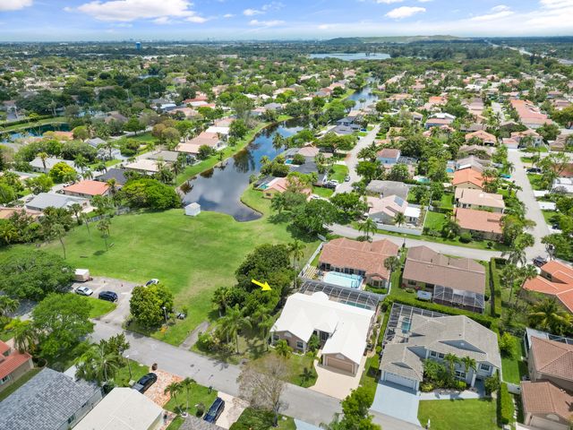 4720 NW 7th Street, Deerfield Beach, FL 33442