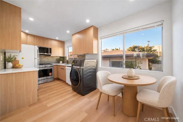 936 Centennial 7, Los Angeles, CA 90012