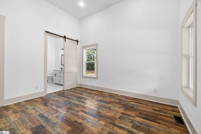 6025 Highway 101 N, Gray Court, SC 29645